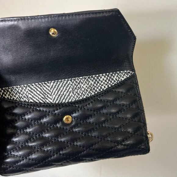 Rebecca Minkoff Black Quilted Zip Up Wallet Wristlet - Picture 4 of 8